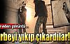 Türbede kabri açıp naaşı çıkarttılar