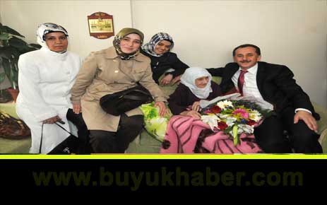 112 yaşındaki Gülnaz Nine’ye Anneler Günü sürprizi…