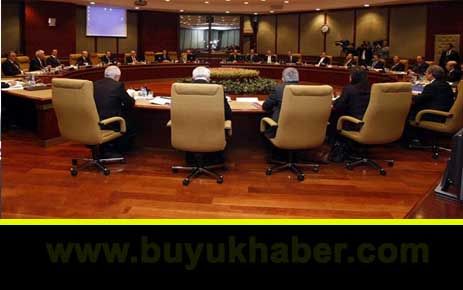 61. hükümetin Bakanlar Kurulu'ndaki 4 isim hakkında ciddi suçlamalar bulunuyor.