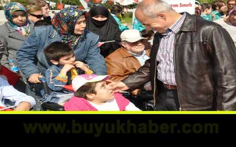 Akgün; Sosyal belediyeciliğin gereğini yapıyoruz…