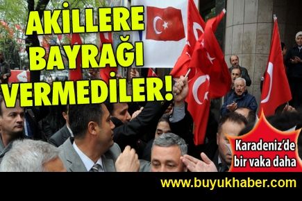 Akillere Türk Bayraklı tepki!