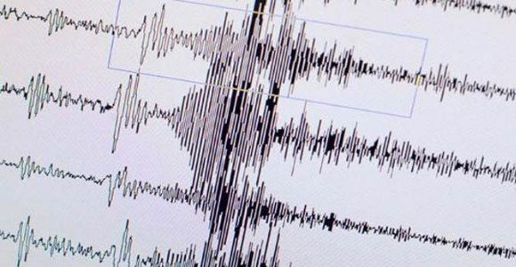 Antalya’da deprem