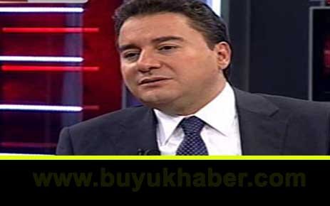 Babacan: Hatalı işlemlerin bedelini ödüyor.