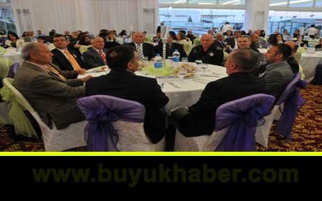 BAŞKAN UZUN, DOSTLUK VE KAYNAŞMA YEMEĞİNE KATILDI