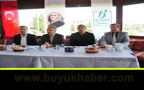 BAŞKAN UZUN, ŞEHİT AİLELERİ İLE YEMEKLİ TOPLANTIDA BULUŞTU