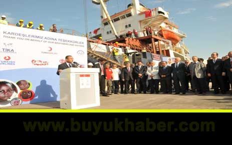 BAŞKAN UZUN, SOMALİ YARDIM GEMİSİNDE!