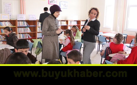 Bayburt Üniversitesi'den Aydıntepe İlçe Halk Kütüphanesine Takdir ve Destek Ziyareti