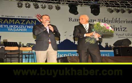 BEYLİKDÜZÜ'NDE HATİPOĞLU'NA BÜYÜK İLGİ!