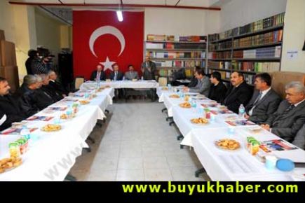 BEYLİKDÜZÜ’NDEN DİYARBAKIR’A 3 BİN 200 KİTAP...
