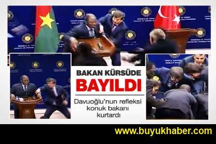 Burnika Faso Dışişleri Bakanı canlı yayında bayıldı