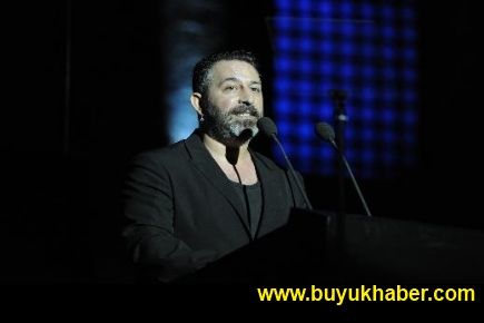 Cem Yılmaz Caz Festivali'ne damgasını vurdu