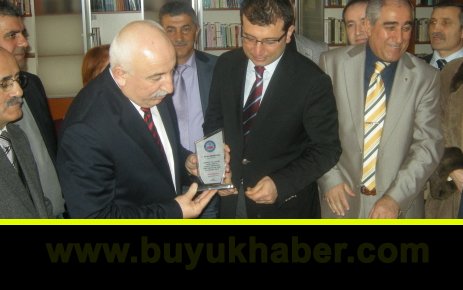 CHP BEYLİKDÜZÜ KÜTÜPHANE AÇTI..