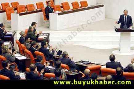 CHP'li İnce alkış aldı şaşırdı