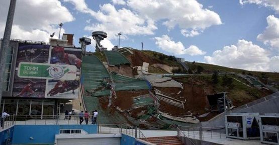 Erzurum'daki atlama kuleleri çöktü