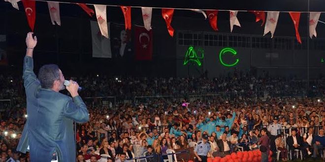 FESTİVALDE İKİNCİ GECE ÇATALCA SPOR'UN ŞAMPİYONLUĞU KUTLANDI