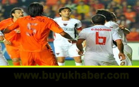 G.Antepli futbolculara saat hediyesi