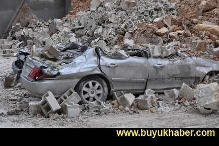 Gaziantep'te otomobiller sulara gömüldü