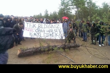 Gece baskınına karşı yürüyorlar