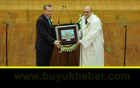 İSTANBUL ÜNİVERSİTESİ, YENİ AKADEMİK YILINI “İYİ EĞİTİM, CENTİLMEN MÜCADELE” SLOGANIYLA BAŞLATTI.