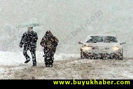 İstanbul'da geceye kadar kar ve tipi