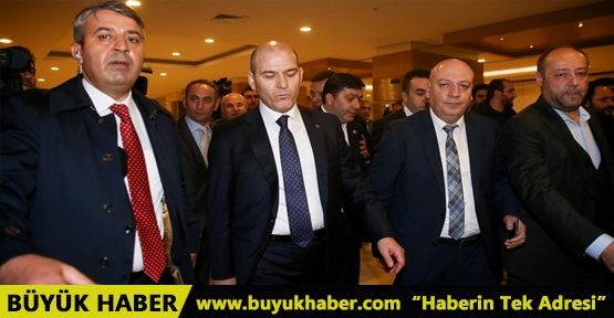 Süleyman Soylu DİSK Genel Kurulu'nu terk etti